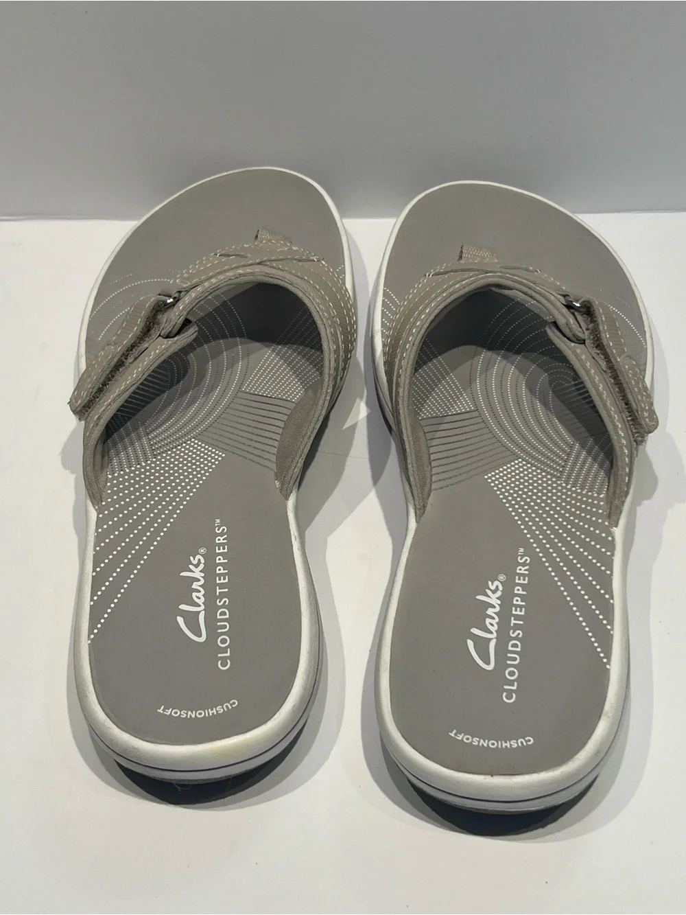 Clarks Cloudsteppers women’s Taupe Gray Slide Sandals Sz 7